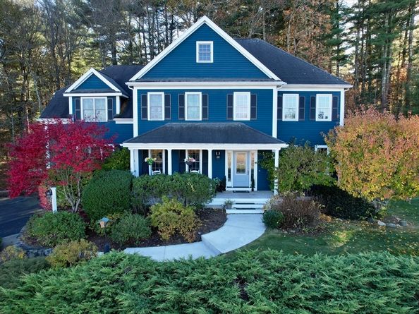 9 Hunter Lane, Medway MA 02053