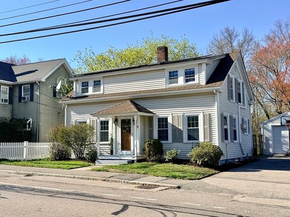 41 Main St, Upton MA 01568