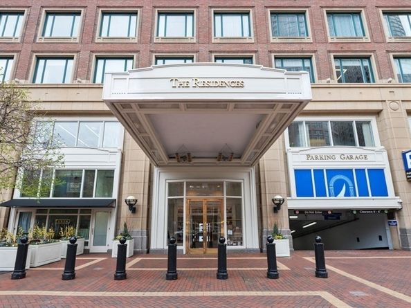 20 Rowes Wharf PH4, Boston MA 02110