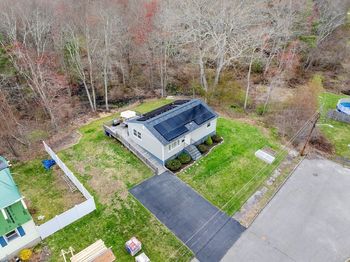 102 Brookside Rd