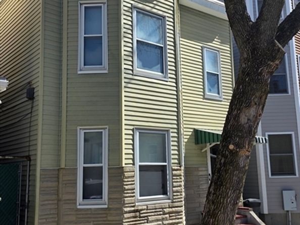 74 Wordsworth St, Boston MA 02128