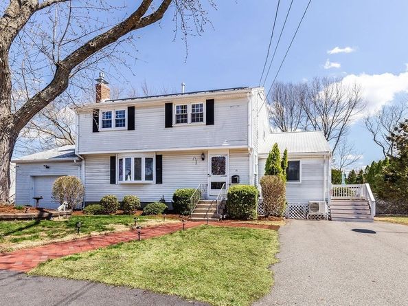 71 Pond Ln, Randolph MA 02368