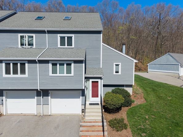 31 Blithewood Ave 1201, Worcester MA 01604