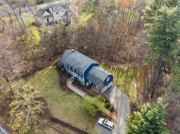 7 Providence Rd, Westford MA 01886