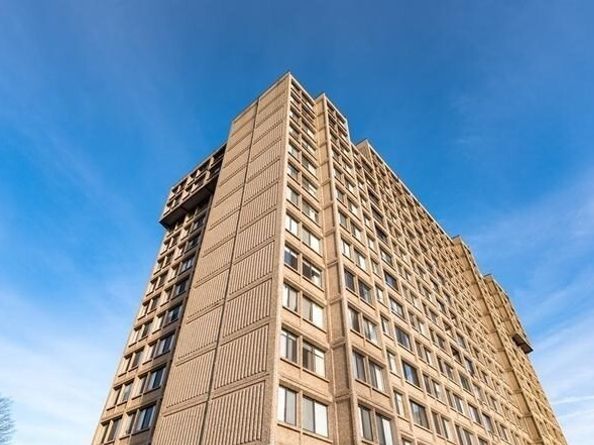 250 Hammond Pond Parkway 609N, Newton MA 02467