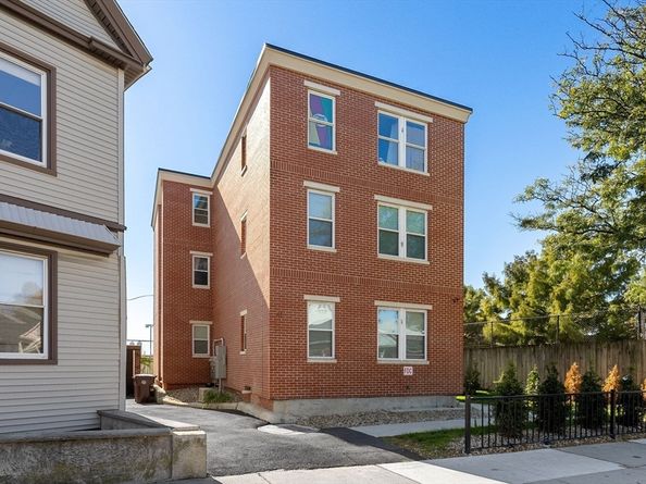 81 Chelsea St, Everett MA 02149