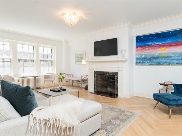 50 Commonwealth Ave 605, Boston MA 02116