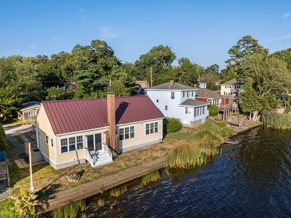 29 Ocean, Halifax MA 02338