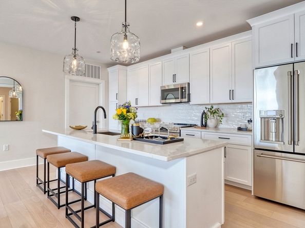 62 Foundry St 208, Wakefield MA 01880