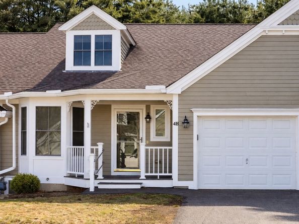 4 Autumn Drive B, Hudson MA 01749