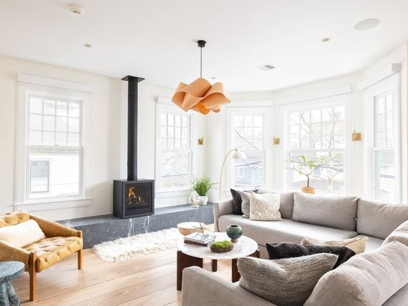 102 Fuller St 2, Brookline MA 02446