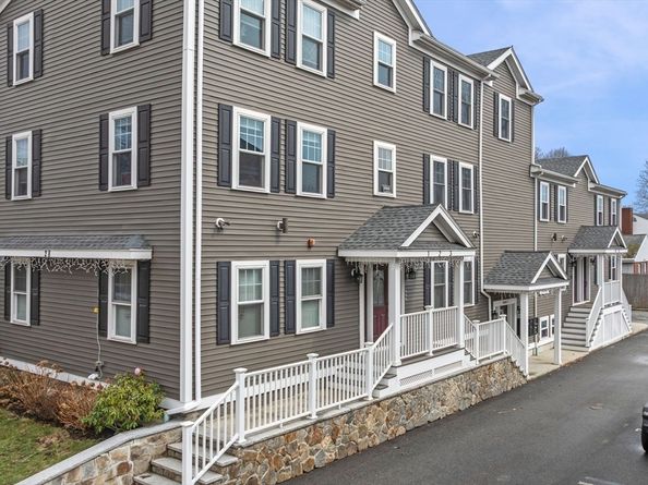 28 Baltimore St 4, Lynn MA 01902