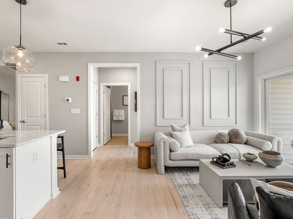 30 Coppersmith Way 409, Canton MA 02021