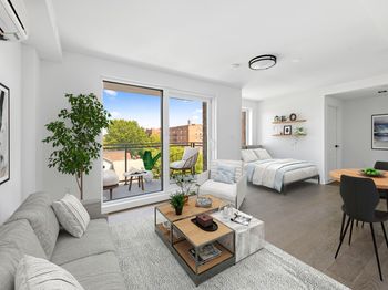 623 Ave H