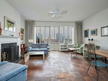 1 Beekman Place