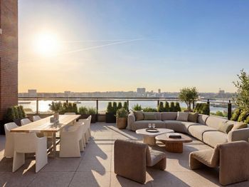 555 West 22nd Street