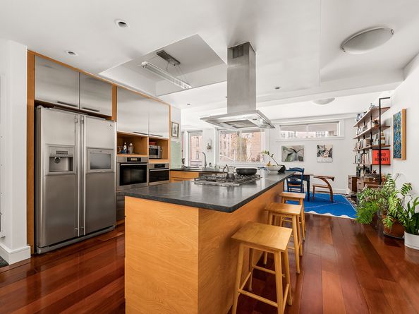 123 Baxter Street 3A, New York NY 10013