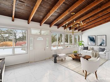 6015 Independence Avenue