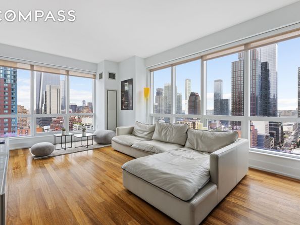 350 West 42nd Street 20L, New York NY 10036