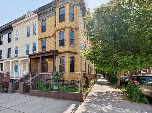 350 East 169th Street, Bronx NY 10456