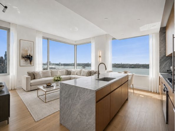 611 West 56th Street 17B, New York NY 10019