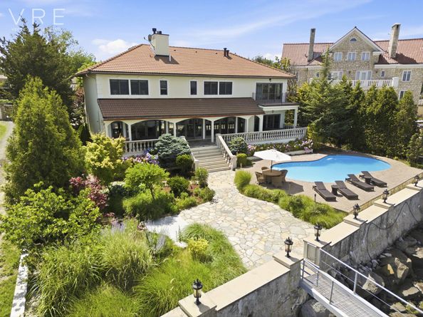 3411 Country Club Road, Bronx NY 10465