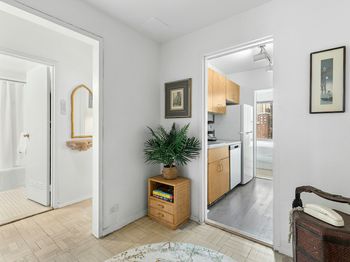 55 East End Avenue