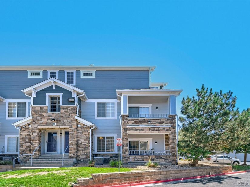 5255 Memphis Street 1204, Denver CO 80239
