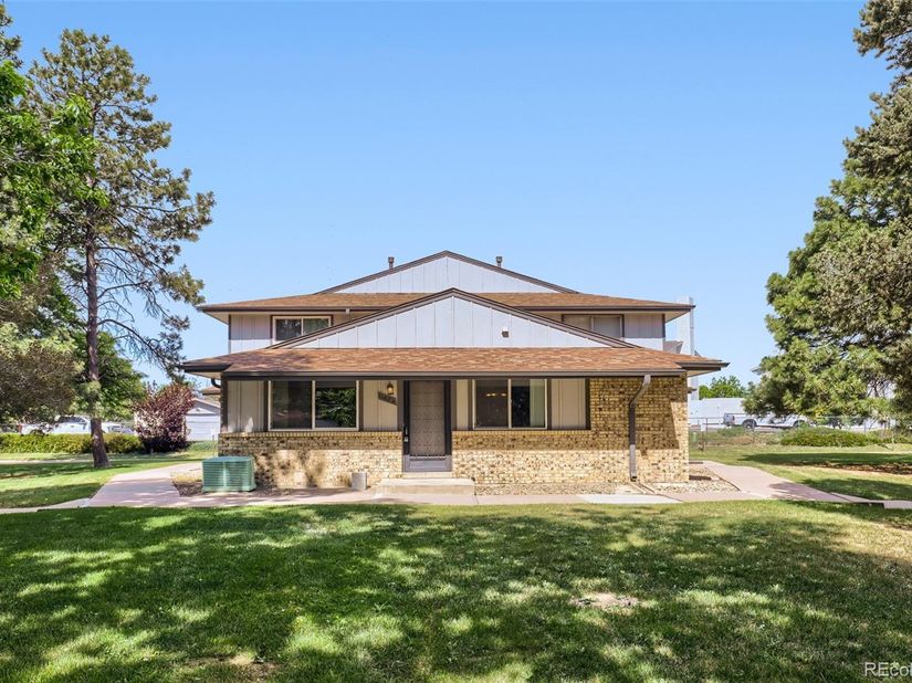 1162 S Eagle Circle A, Aurora CO 80012
