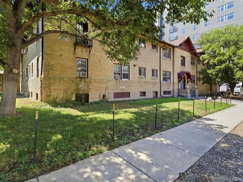 2101 S Josephine Street 212, Denver CO 80210