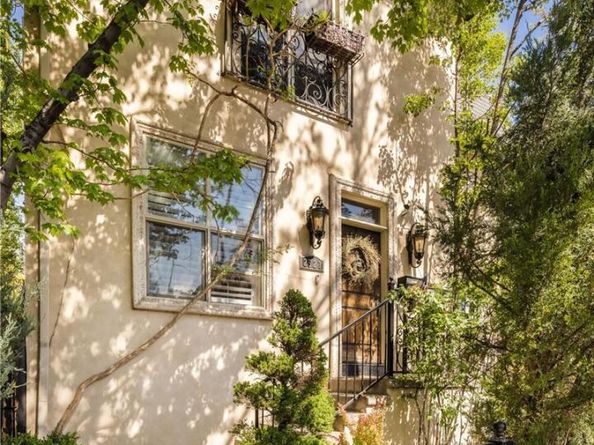 2527 Tremont Place, Denver CO 80205