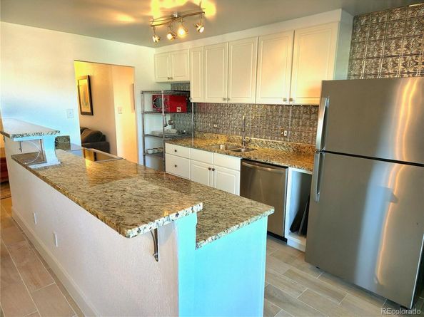 2880 S Locust Street 302N, Denver CO 80222