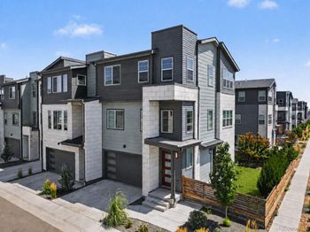 1580 W 68th Lane