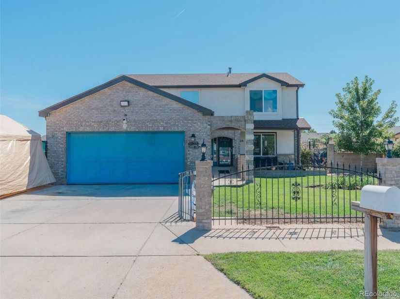4860 Crown Boulevard, Denver CO 80239