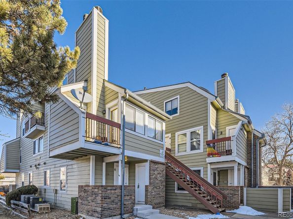 932 S Dearborn 8, Aurora CO 80112