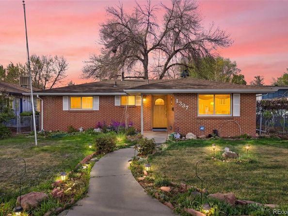 1337 Sharpe Place, Longmont CO 80501