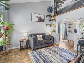 15137 E Nassau Avenue