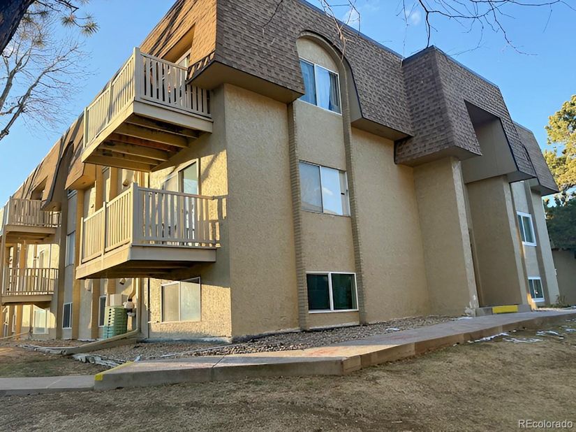 7615 E Quincy Avenue 108, Denver CO 80237