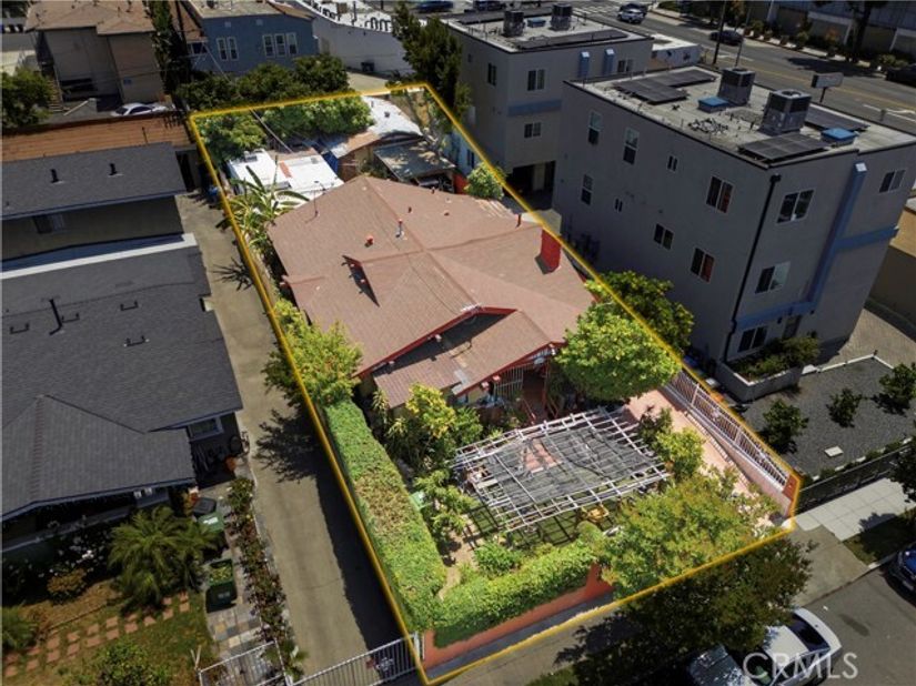 3990 La Salle, Los Angeles CA 90062