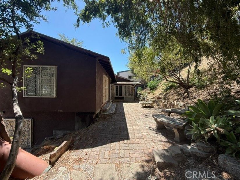 2540 Onyx, Los Angeles CA 90032