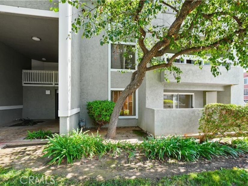 1040 E Washington 20, Escondido CA 92025