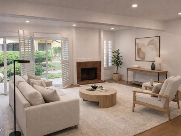 5720 Owensmouth Avenue 125, Woodland Hills (los Angeles) CA 91367