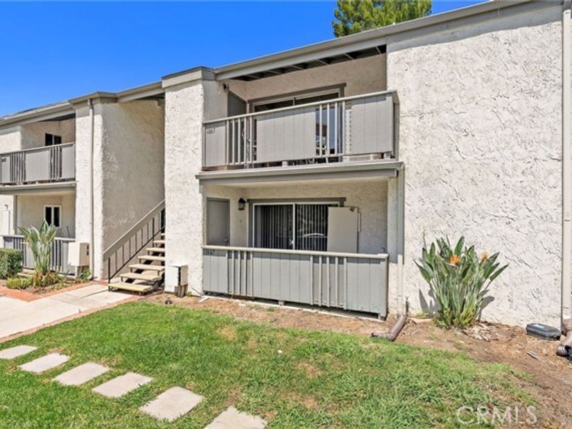 1665 Brea, Fullerton CA 92835