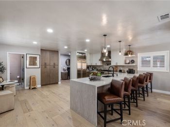 1611 N Greenbrier
