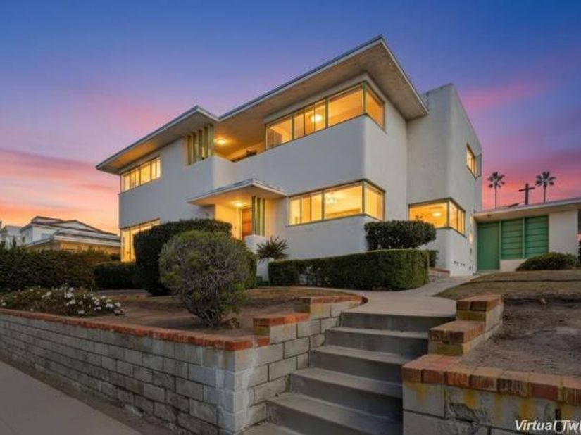 1005 Alexandria Dr, San Diego CA 92107