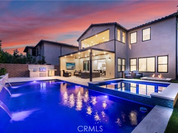 12 Lontano, Lake Forest (el Toro) CA 92630