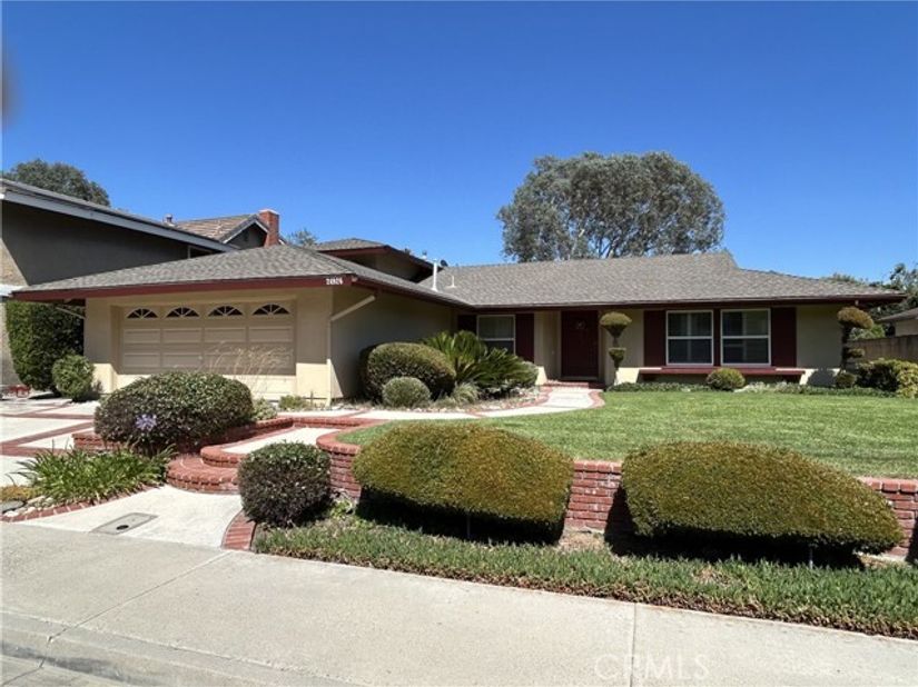 24926 El Cortijo, Mission Viejo CA 92691