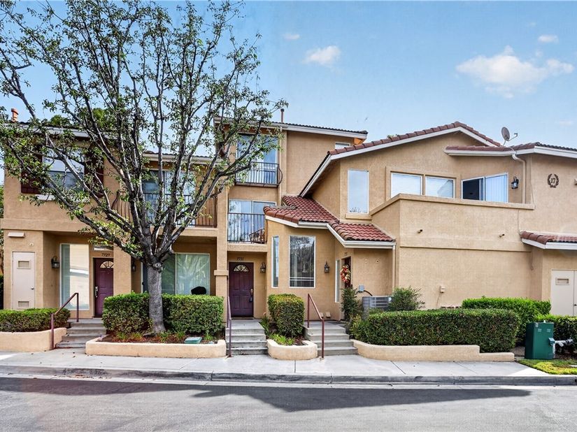 7731 E Portofino, Anaheim CA 92808
