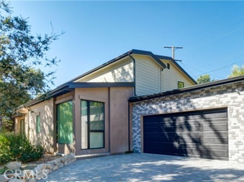 1849 Los Encinos, Glendale CA 91208