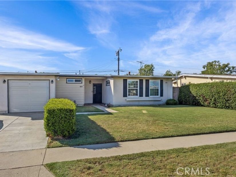 681 Van Wig, La Puente CA 91746